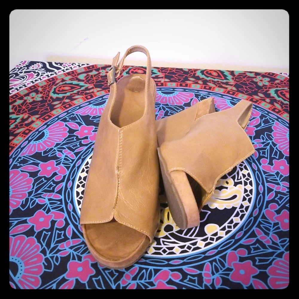Tan wedges